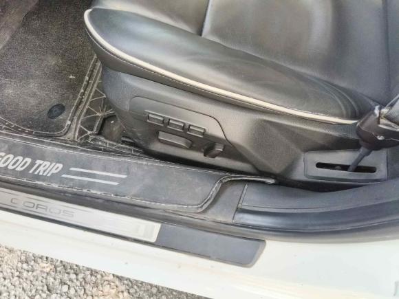 [深圳·粤B] 二手观致观致32014款 两厢 1.6T 自动致臻型