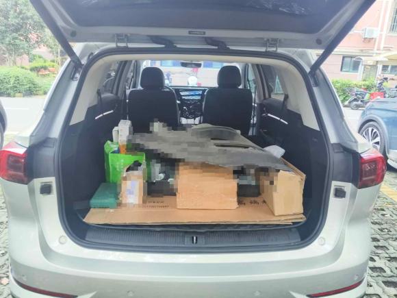 [苏州·苏E] 二手荣威荣威RX5 MAX2022款 2.0T 自动有为尊荣版