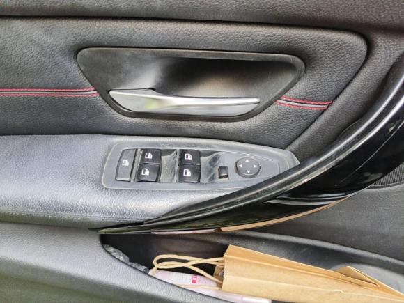 [嘉兴·浙F] 二手宝马宝马3系2014款 320i 运动设计套装