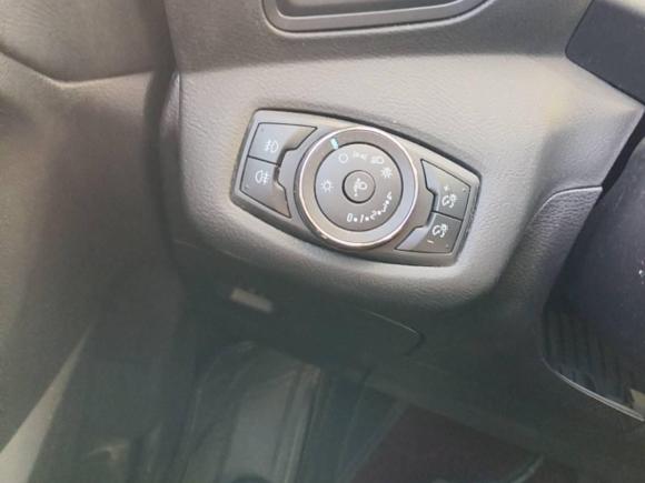 [上海·沪A] 二手福特翼虎2013款 1.6L GTDi 两驱风尚型