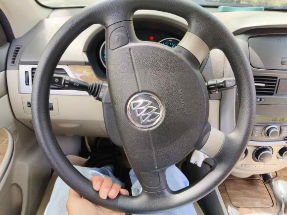 [上海·鲁B] 二手别克凯越2015款 1.5L 自动经典型