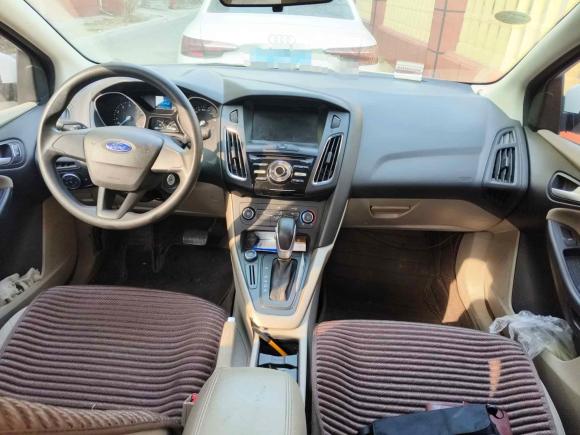 [青岛·鲁B] 二手福特福克斯2017款 三厢 1.6L 自动舒适型智行版