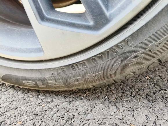 [青岛·鲁U] 二手奥迪奥迪A4L2022款 40 TFSI 时尚动感型