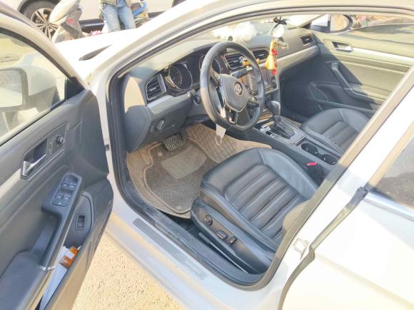 [南通·苏F] 二手大众凌渡2017款 280TSI DSG豪华版