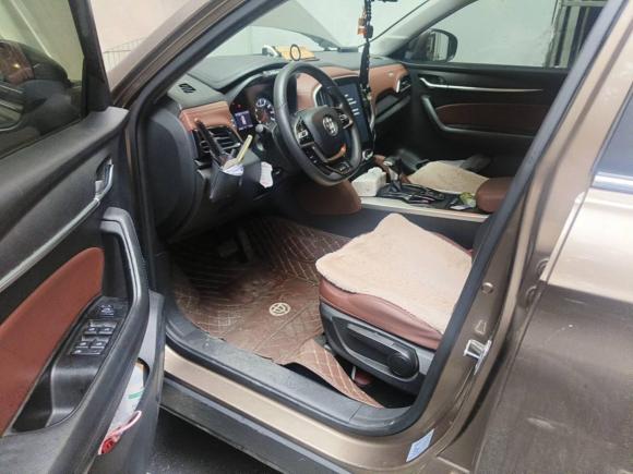 [南昌·赣A] 二手中华中华V62018款 1.5T 自动豪华型