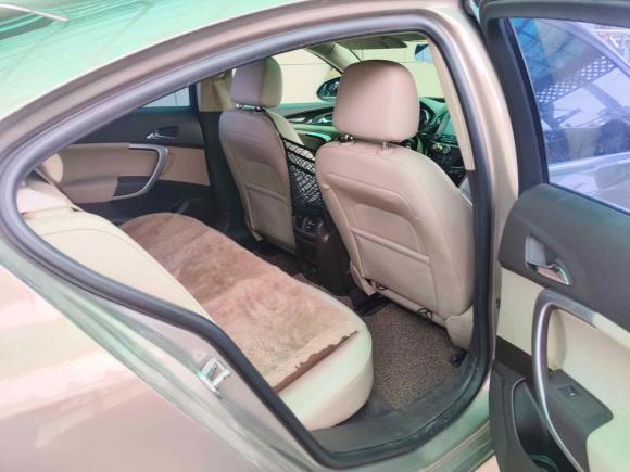 [上海·沪C] 二手别克君威2015款 2.0L 领先时尚型