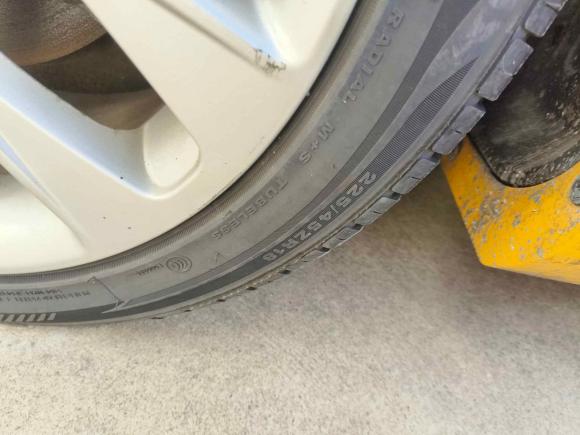 [上海·苏E] 二手现代劳恩斯-酷派2012款 2.0T 自动豪华版