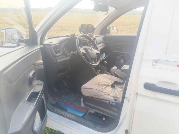 [上海·浙A] 二手五菱汽车五菱宏光V2021款 1.5L劲取版封窗车LAR