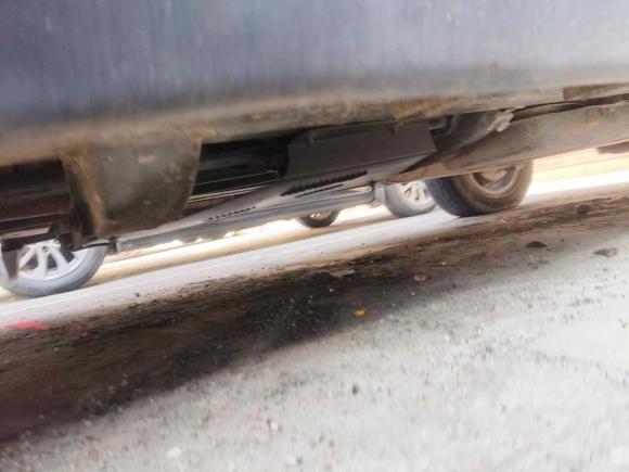 [温州·浙C] 二手陆风陆风X82011款 2.5T 柴油4X4豪华型