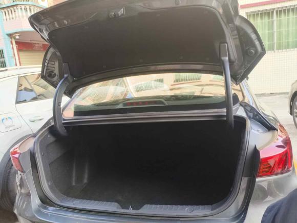 [广州·粤E] 二手长安逸动2022款 PLUS 蓝鲸NE 1.4T GDI DCT尊贵版