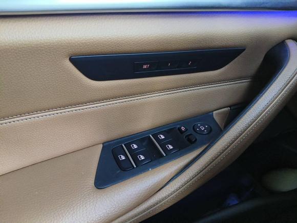 [武汉·鄂A] 二手宝马宝马5系2018款 530Li 领先型 M运动套装