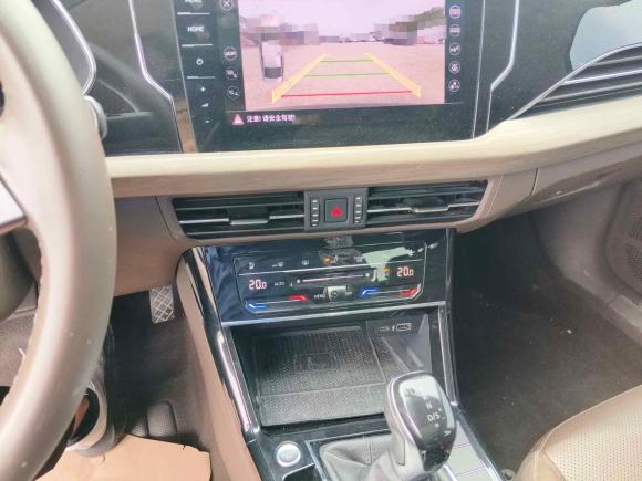 [青岛·鄂W] 二手大众帕萨特2021款 330TSI 豪华版
