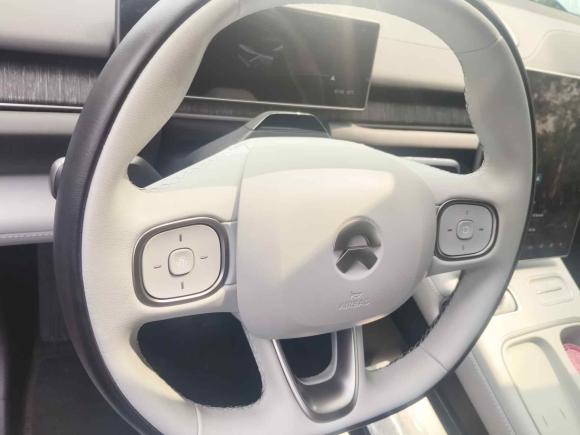 [深圳·粤B] 二手蔚来蔚来ES62024款 75kWh