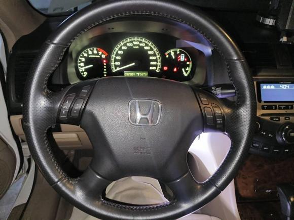 [深圳·粤B] 二手本田雅阁2007款 2.4L 自动豪华经典版