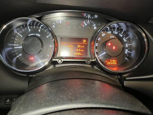 [青岛·鲁B] 二手标致标致30082013款 2.0L 自动潮流版