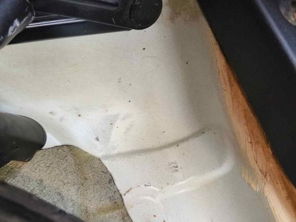 [深圳·粤D] 二手三菱翼神2011款 致炫版 2.0L CVT旗舰型