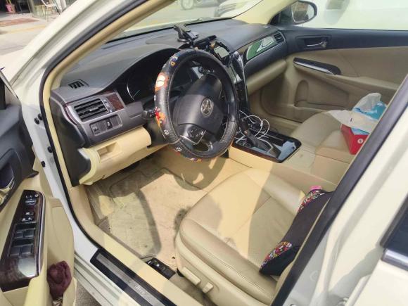 [佛山·粤E] 二手丰田凯美瑞2016款 2.0G 十周年纪念领先版