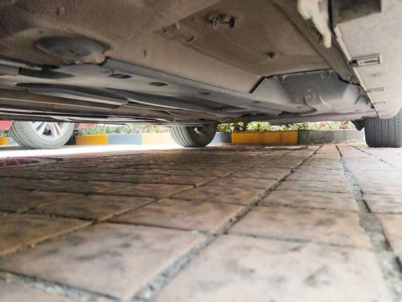 [深圳·粤B] 二手雪铁龙雪铁龙C52017款 350THP 自动豪华型