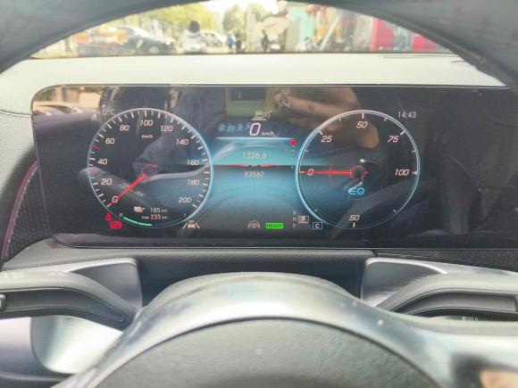 [上海·沪A] 二手奔驰奔驰EQB2022款 EQB 350 4MATIC 首发特别版