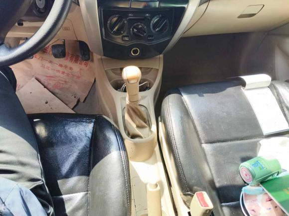 [青岛·鲁B] 二手日产骊威2013款 1.6XE 手动舒适版