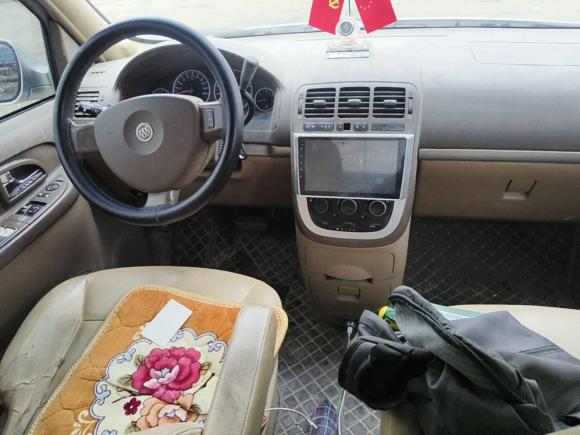 [济南·鲁A] 二手别克别克GL82013款 2.4L 经典版