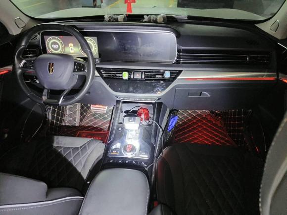 [上海·沪J] 二手红旗红旗HS52019款 2.0T 智联旗享四驱版