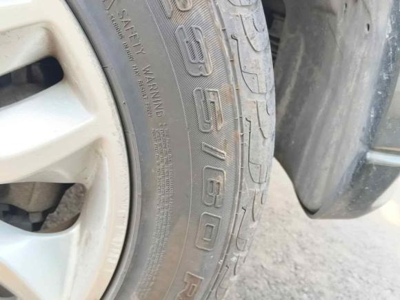 [深圳·粤B] 二手路虎神行者22011款 3.2L i6 HSE汽油版