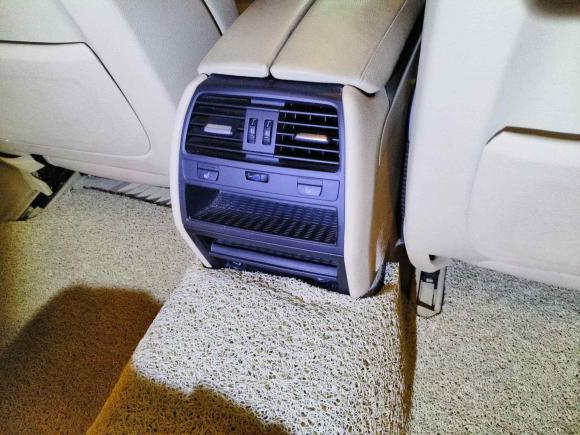 [上海·沪N] 二手宝马宝马7系2011款 730Li典雅型