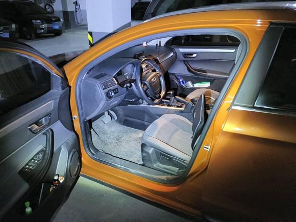 [上海·沪D] 二手观致观致32017款 GT 1.6T 自动致悦型