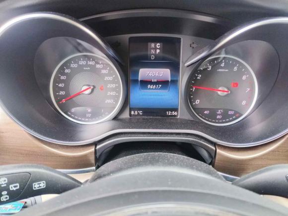 [上海·沪E] 二手奔驰奔驰V级2021款 V 260 领航版