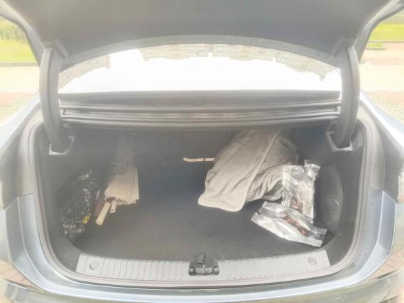 [宁波·浙B] 二手比亚迪海豹2023款 DM-i 1.5T 121km 旗舰型