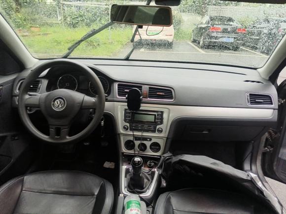 [无锡·苏B] 二手大众朗逸2013款 改款经典 1.6L 手动舒适版