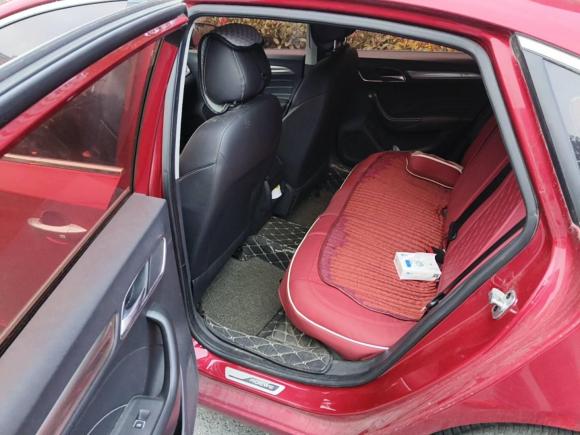 [芜湖·皖A] 二手荣威荣威i62017款 20T 自动旗舰版