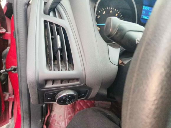 [金华·浙G] 二手福特福克斯2012款 两厢 1.6L 自动舒适型