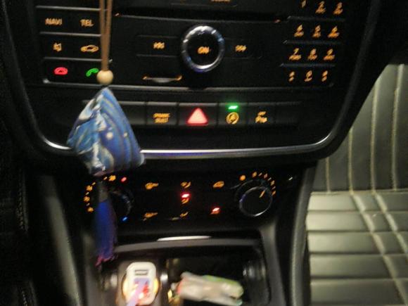 [深圳·粤B] 二手奔驰奔驰GLA2016款 GLA 200 蓝调版