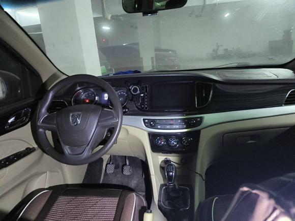 [西安·陕A] 二手宝骏宝骏7302016款 1.5L 手动舒适型 7座 国V