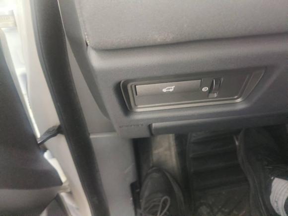 [杭州·浙D] 二手路虎揽胜极光2015款 2.0T 五门智耀版