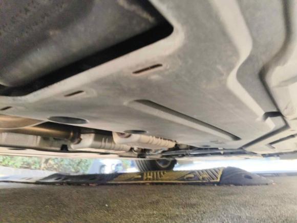 [深圳·粤B] 二手奔驰奔驰R级2017款 R 320 4MATIC 商务型臻藏版