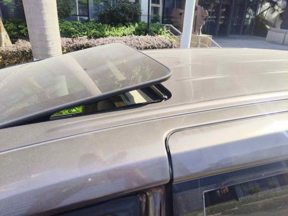 [广州·粤A] 二手别克别克GL82014款 2.4L CT豪华商务舒适版