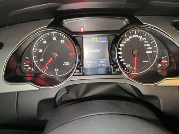 [苏州·沪A] 二手奥迪奥迪A52010款 2.0TFSI Coupe