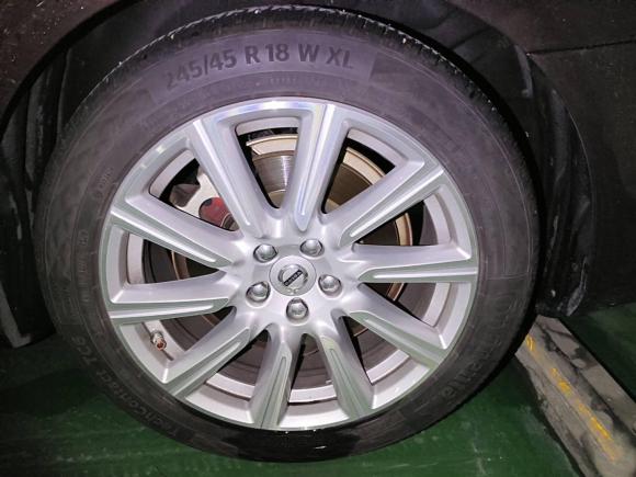 [南昌·赣A] 二手沃尔沃沃尔沃S902020款 T5 智逸豪华版