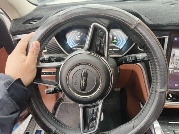 [芜湖·皖B] 二手众泰众泰T7002017款 2.0T 自动旗舰型