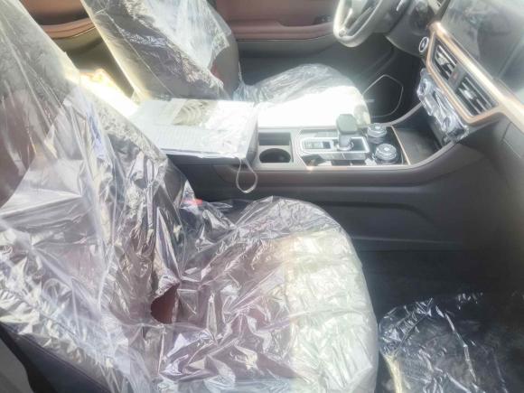 [常州·苏D] 二手中国重汽搏胜2024款 乘用 2.0T自动柴油四驱标轴 尊享版