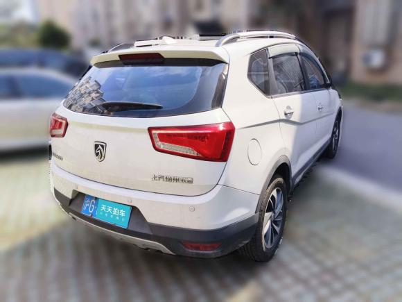 [上海·沪G] 二手宝骏宝骏5602015款 1.8L 手动豪华型