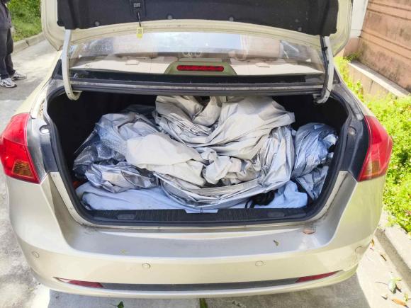 [上海·蒙B] 二手别克凯越2013款 1.5L 自动经典型