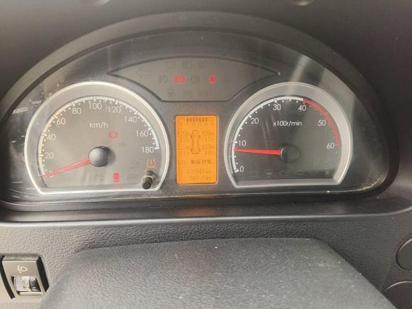 [常州·皖S] 二手东风御风御风2021款 2.4T后驱物流车极限高顶后双胎6-9座国VI YCY24140-60