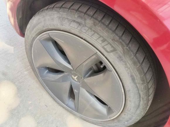 [上海·沪A] 二手特斯拉Model 32019款 标准续航后驱升级版