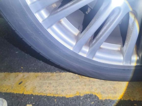 [深圳·粤B] 二手奔驰奔驰E级2012款 E 300 L 优雅型