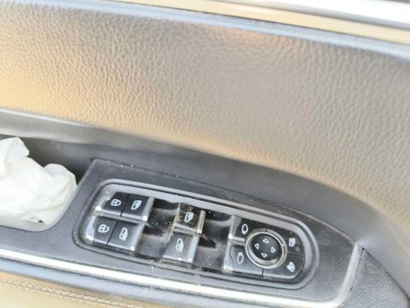 [常州·浙B] 二手众泰众泰T7002017款 1.8T 双离合尊享型