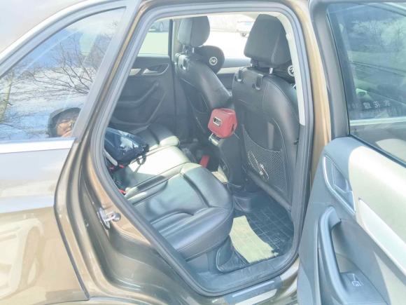 [南京·苏A] 二手奥迪奥迪Q32015款 35 TFSI 舒适型